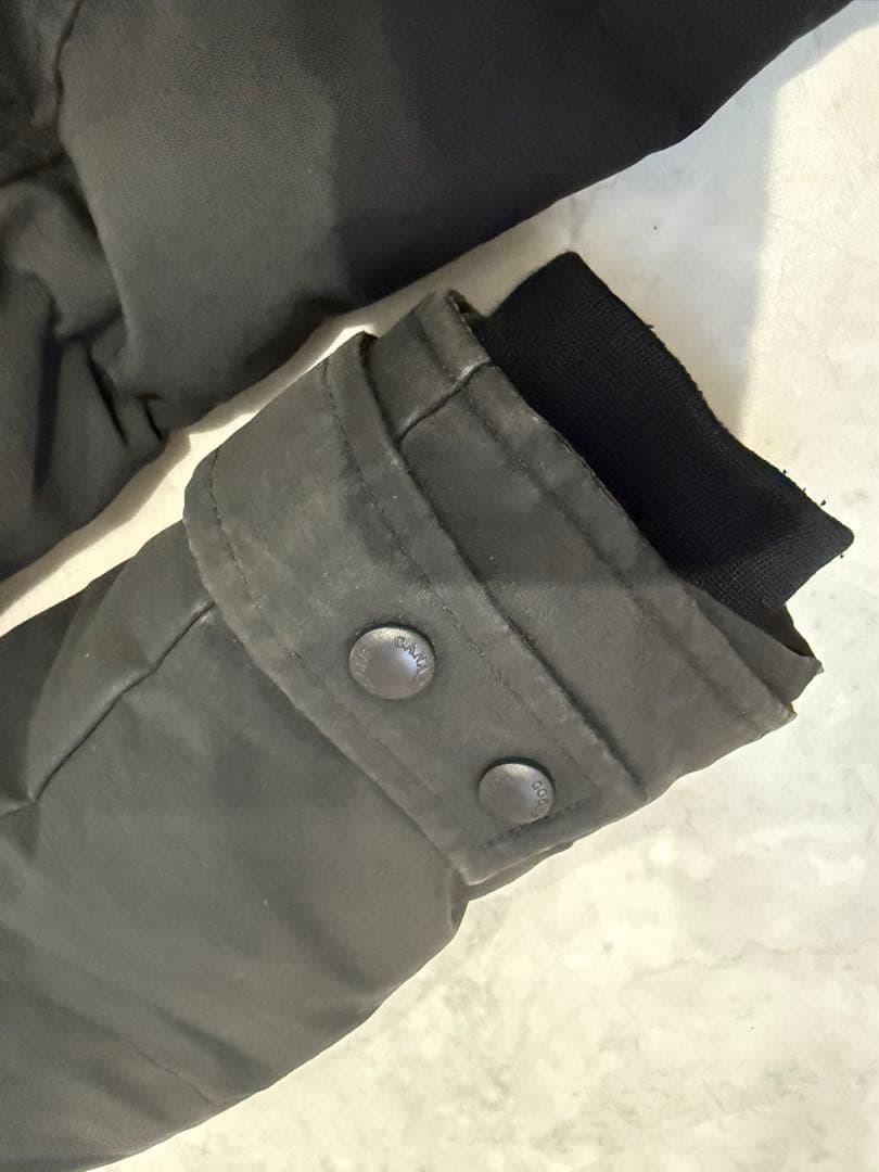 ◾️S   ブラック ダウンジャケット