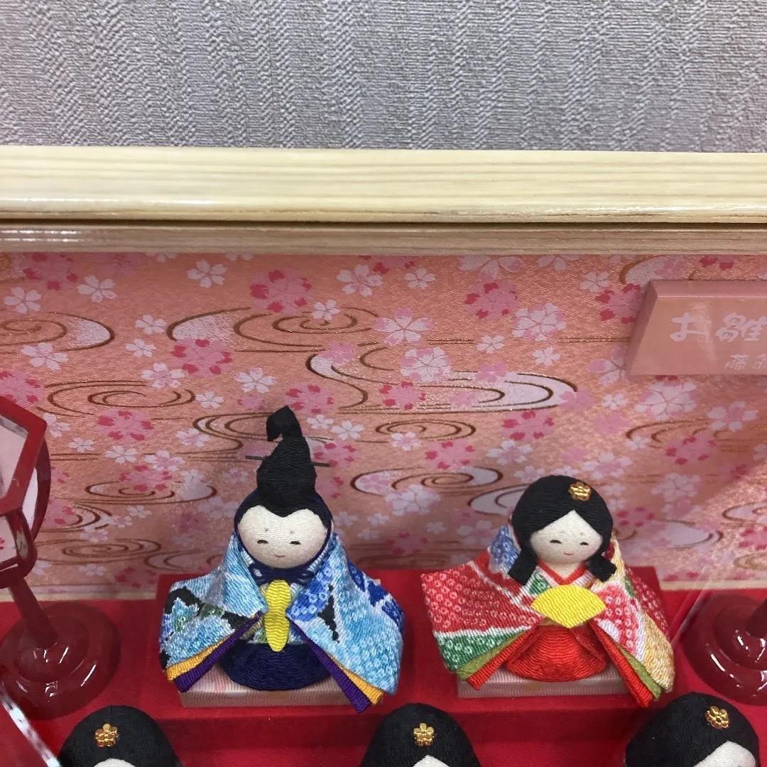 K2 わらべ雛10人飾り　アクリルケース入り　巾32㎝位　ひな人形ケース