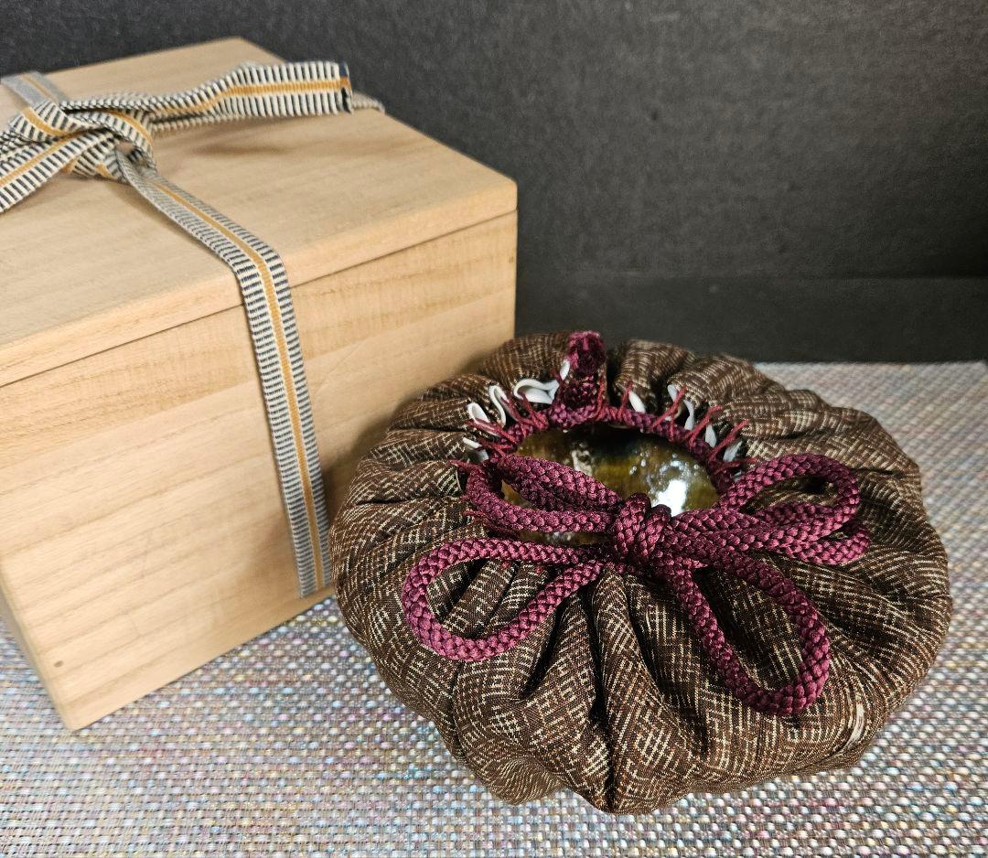 【名碗❗】
時代古作品】明治時代　瀬戸織部　黄瀬戸　織部　たんぱん海鼠釉　茶碗