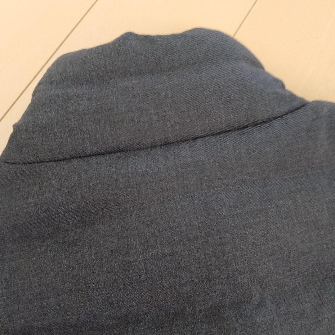 R高橋リタ　ダークグレー ダウンベスト