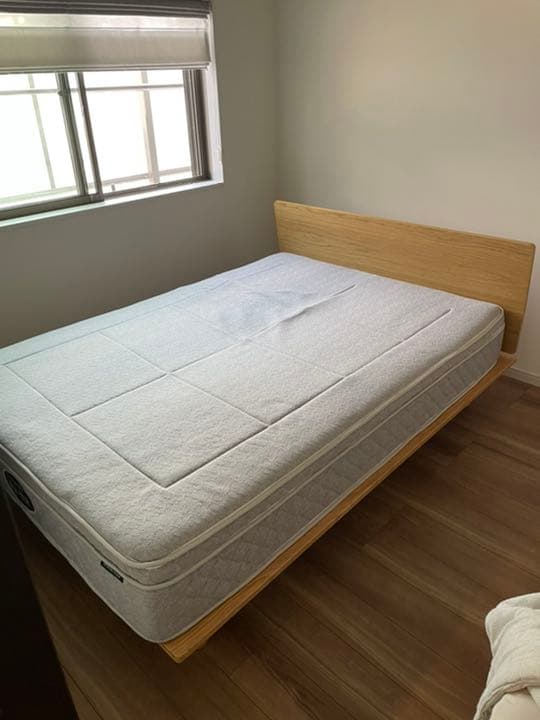 無印良品　ダブルベッド　フレーム　マットレス