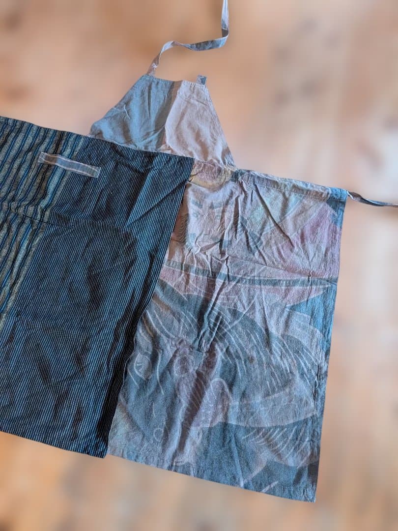 希少　古布　古い旗のリメイクエプロン