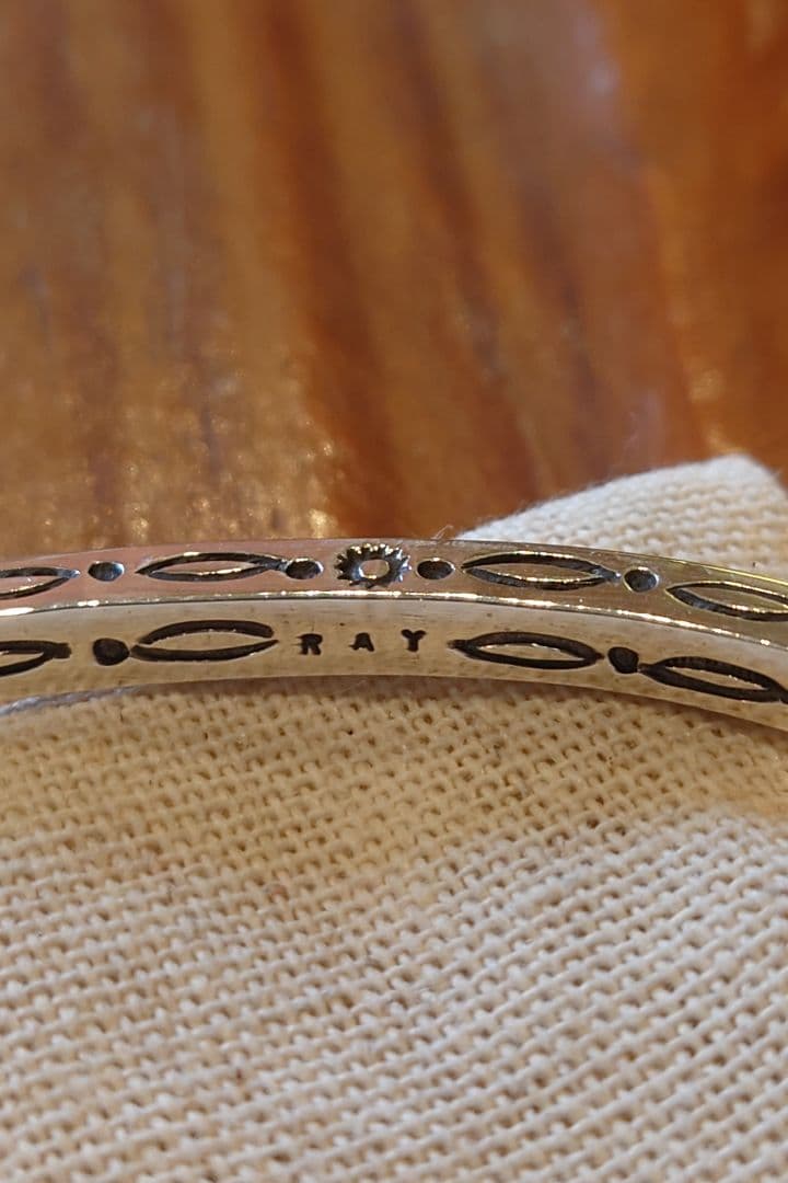 RAY ADAKAI ナバホ レイアダカイ シルバーバングル