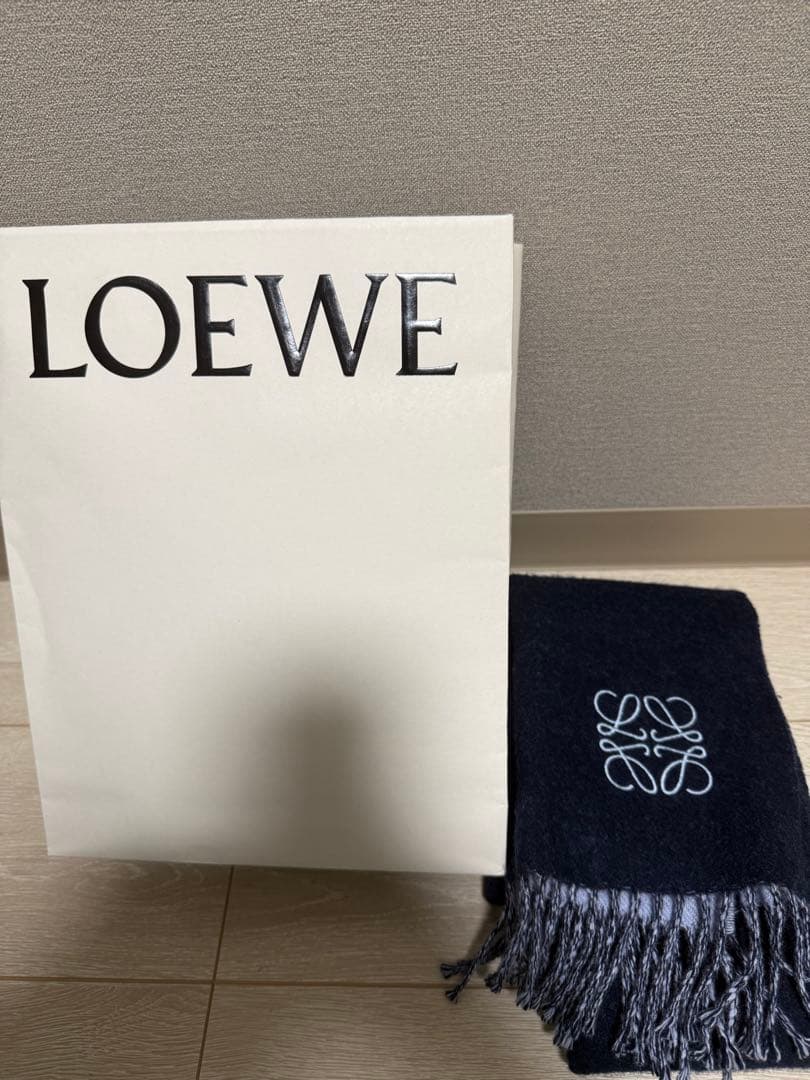 LOEWE カシミヤマフラー