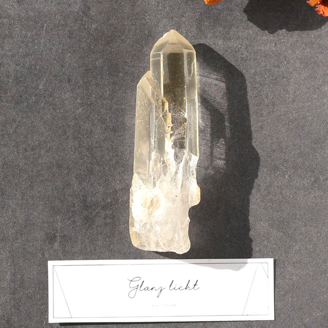 ゴールデンヒーラー クォーツ 原石 水晶 鉱物 希少石 天然石 ツインレイ