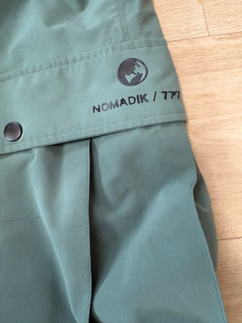 NOMADIK スノーボードパンツ
