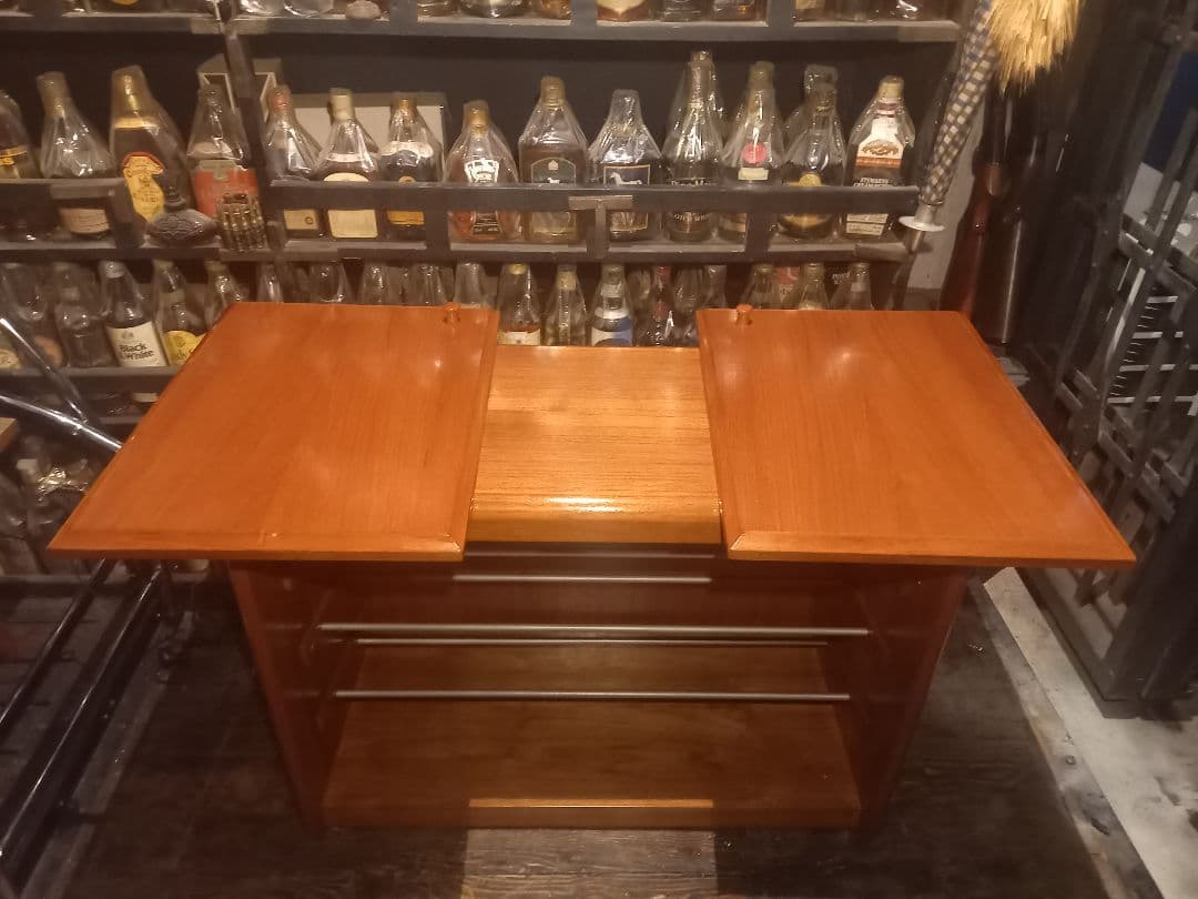 北欧　モダン　デンマーク　アクセル　キアスゴー　フット　ロッカー　靴箱