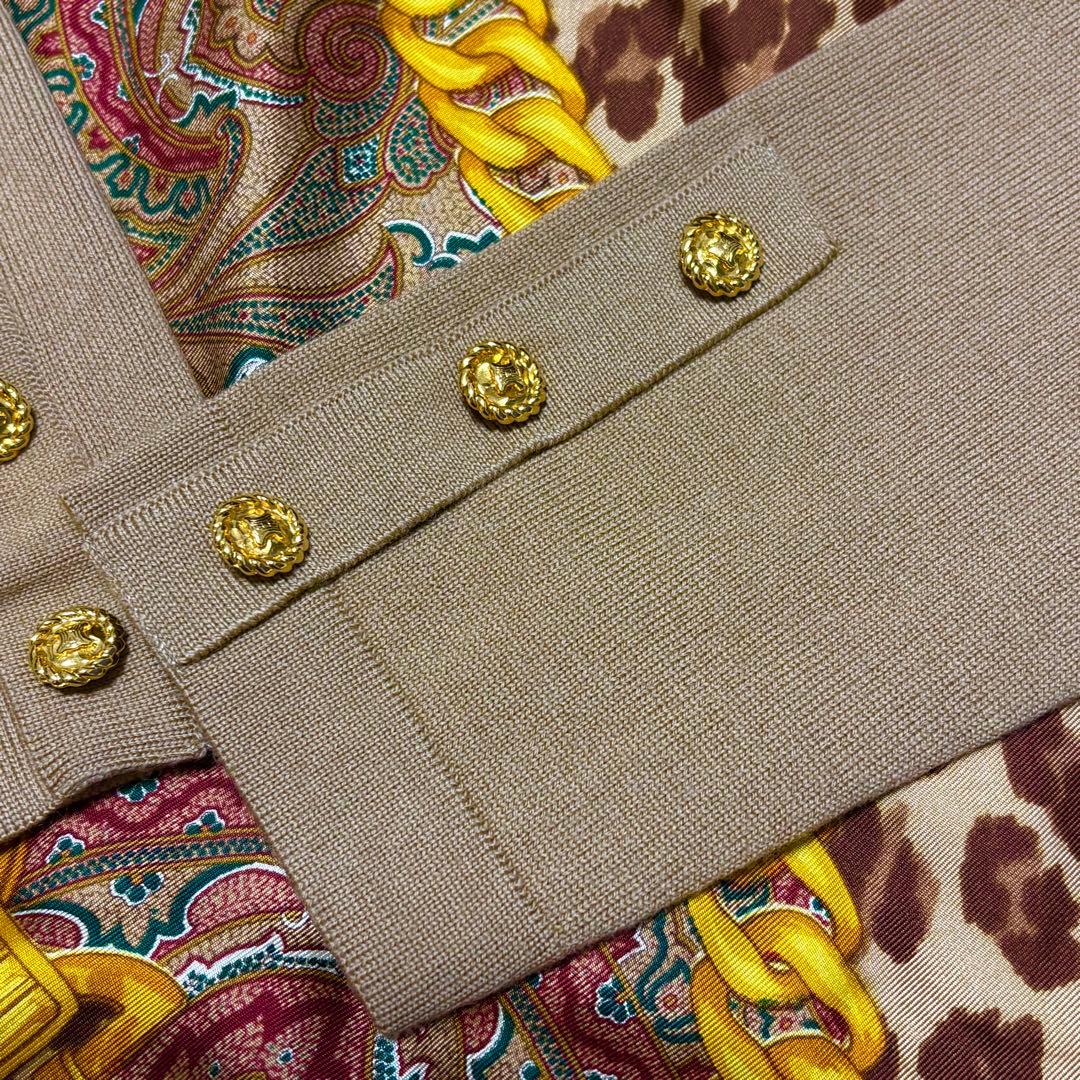 セリーヌ　CELINE スカーフ柄　チェーン柄　ニット　金ボタン　セーター