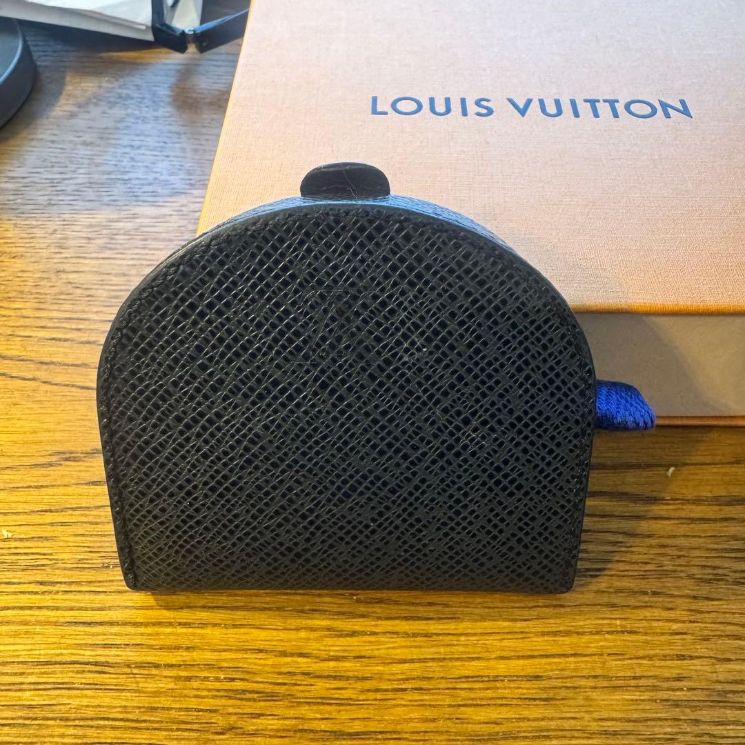 ヴィトン タイガ ケース ポルトモネ キュベット 小銭入れ 黒 ブラック