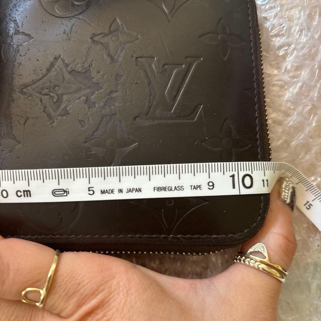 Louis Vuitton ダークブラウン　二つ折り財布