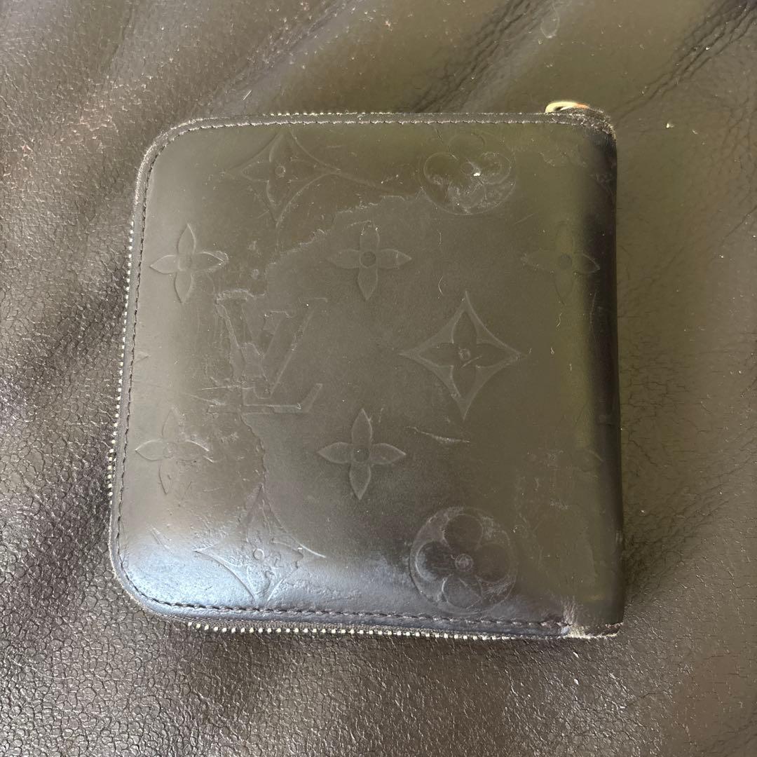 Louis Vuitton ダークブラウン　二つ折り財布