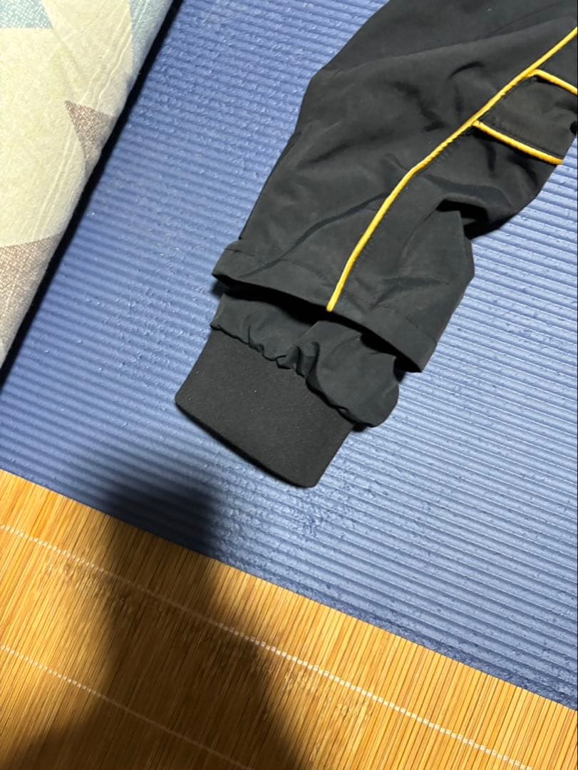 がまかつ ゴアテックス レインスーツ GM-3603 ブラック×ゴールドLサイズ