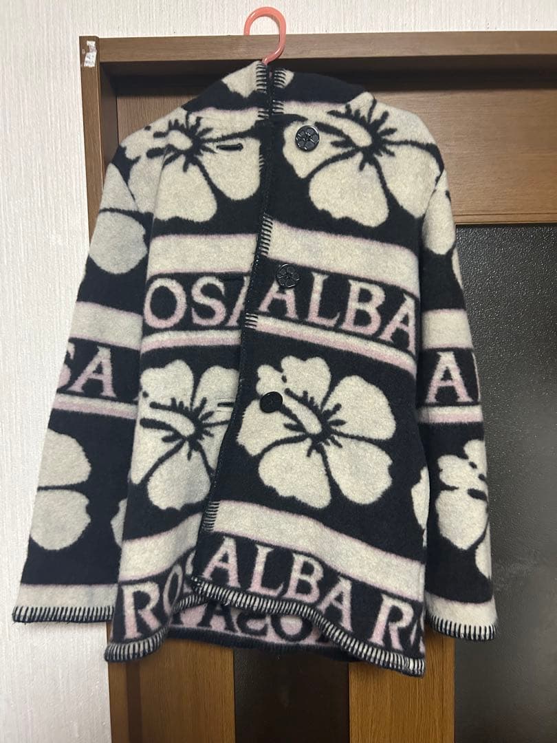 アルバローザ、ダッフルコート