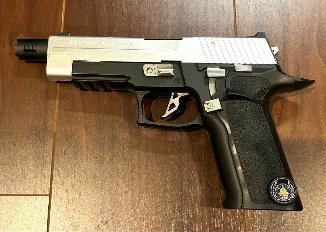 東京マルイ　SG-09R & センチネルナイン　バイオハザードコラボモデル