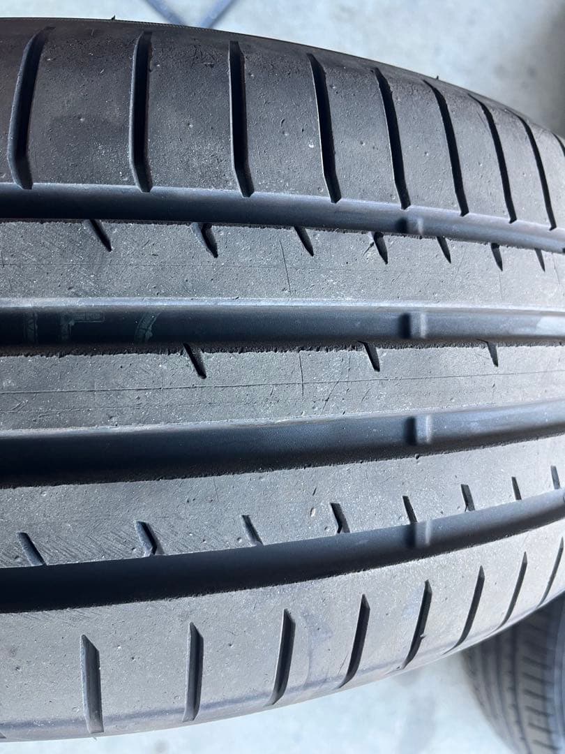 235/50R20 サマータイヤ4本