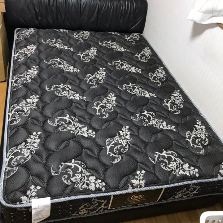 美品 サータ ダブルサイズ マットレスのみ 千葉県市原市発