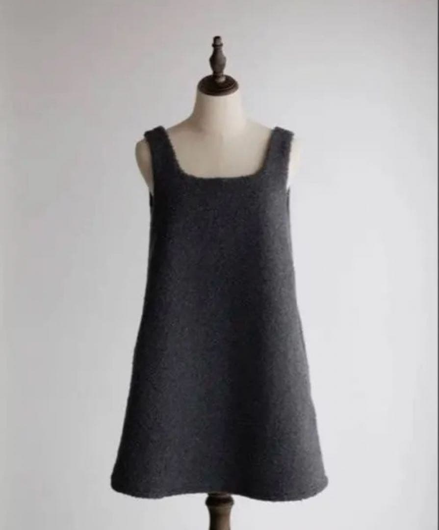 タグ付き美品　ポワpois プードルワンピース　square poodle