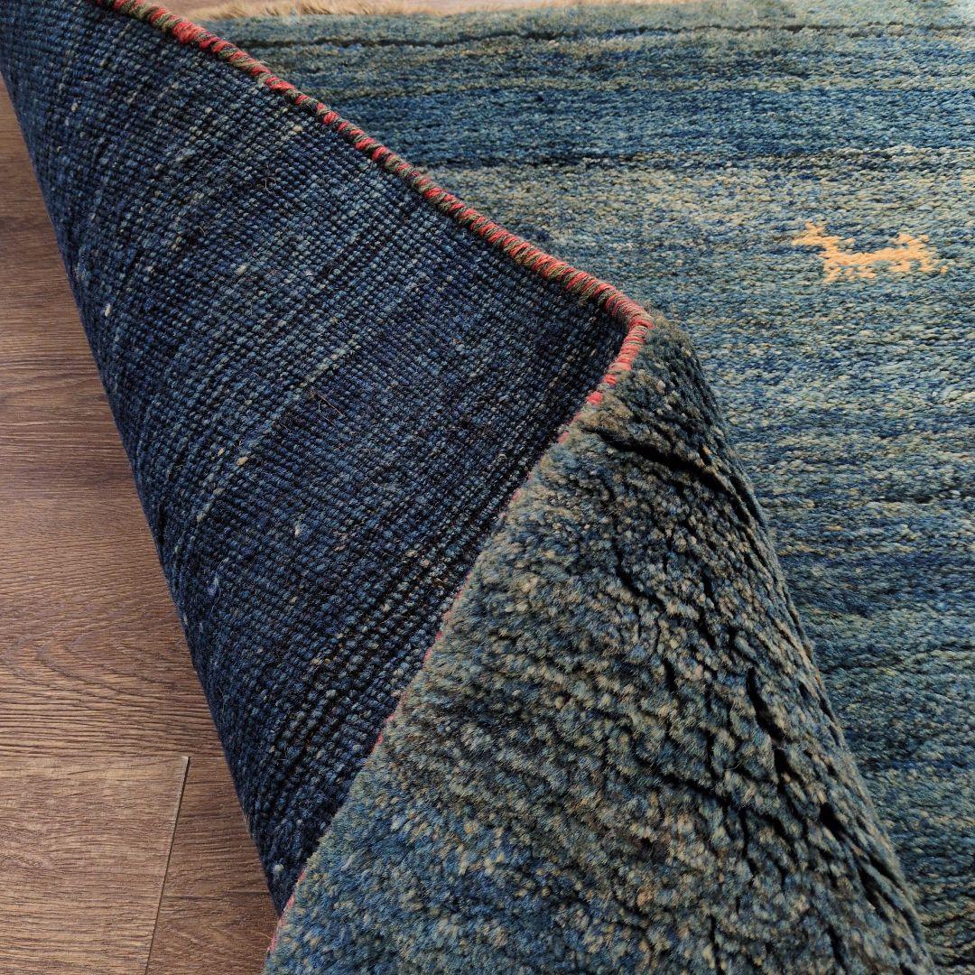 ギャッベ　ヴィンテージラグ　ペルシャ絨毯　手織り絨毯　ハンドメイド　草木染め