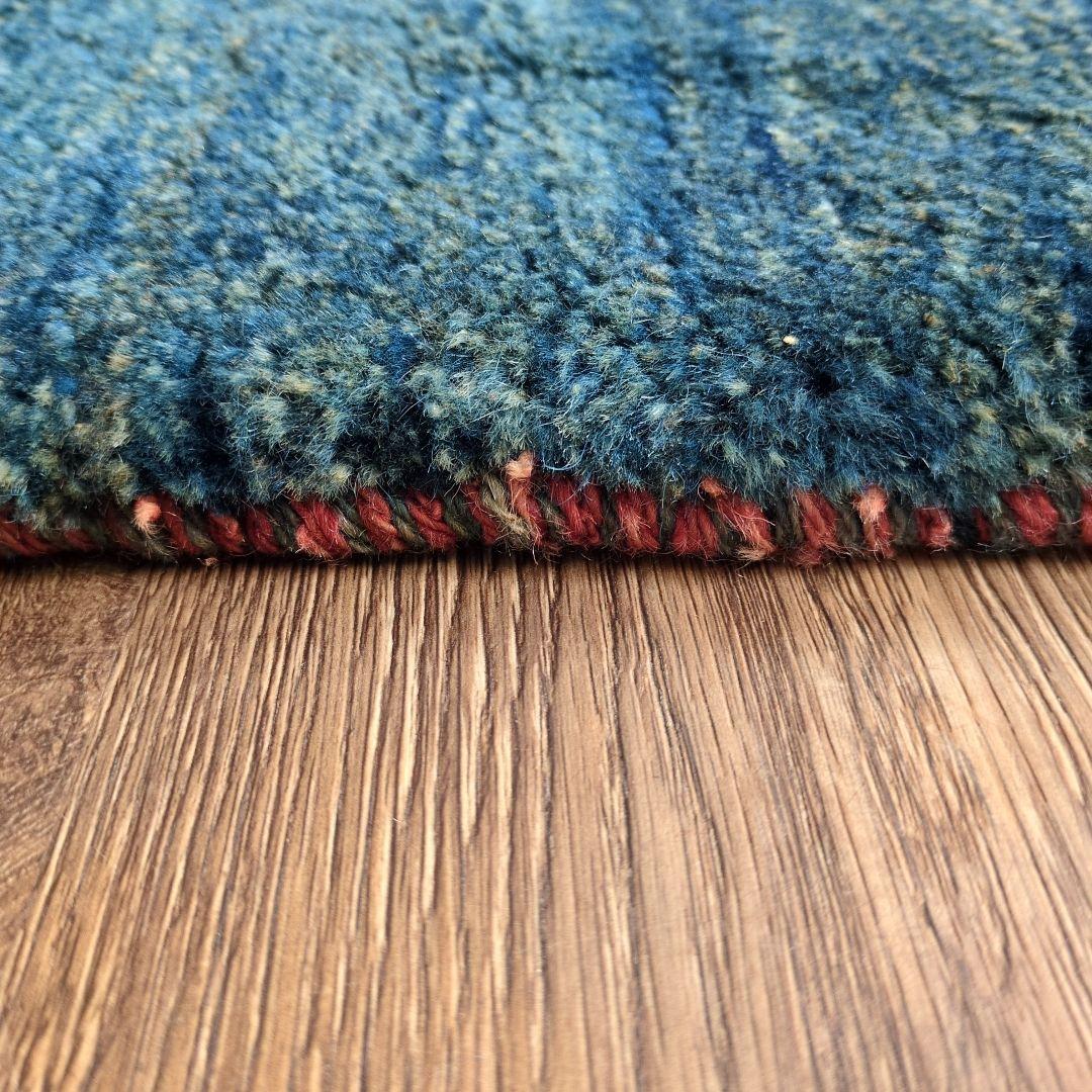 ギャッベ　ヴィンテージラグ　ペルシャ絨毯　手織り絨毯　ハンドメイド　草木染め