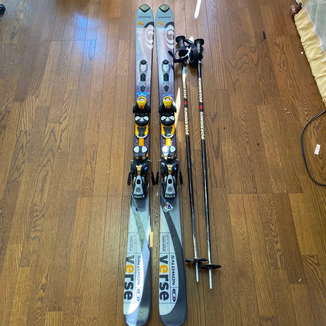 Salomon Versa スキーとRossignolポール