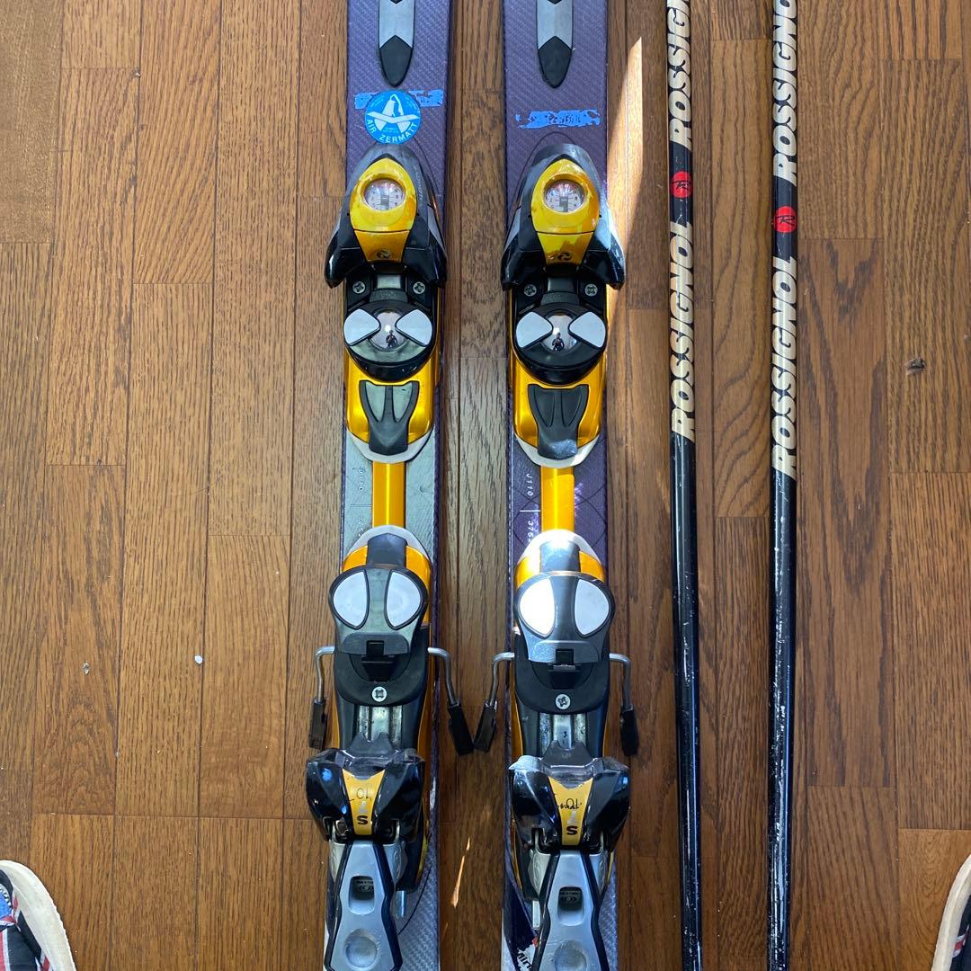 Salomon Versa スキーとRossignolポール