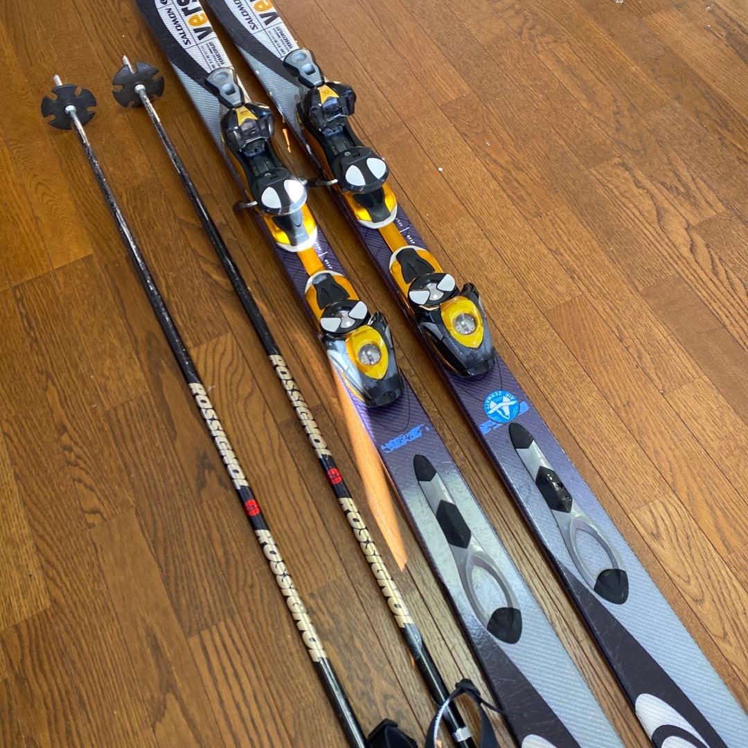 Salomon Versa スキーとRossignolポール