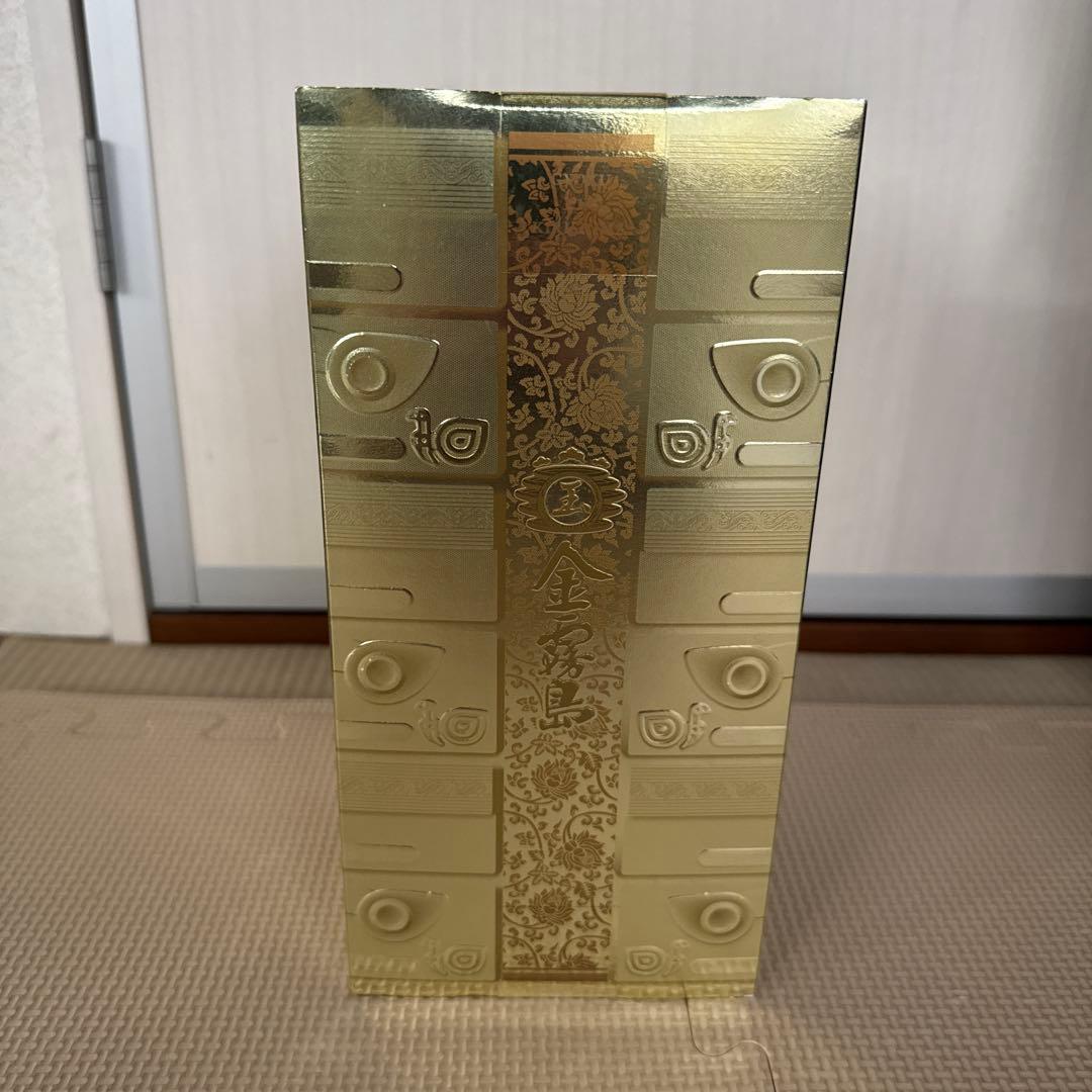 新品・未開封　〈玉〉金霧島　桐箱入り　霧島酒造