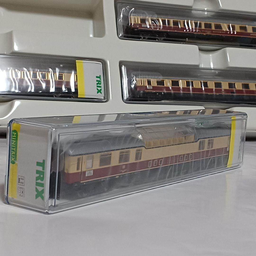 サ*ン様 ミニトリックス Nゲージ 西ドイツ ラインゴルト 客車５両セット