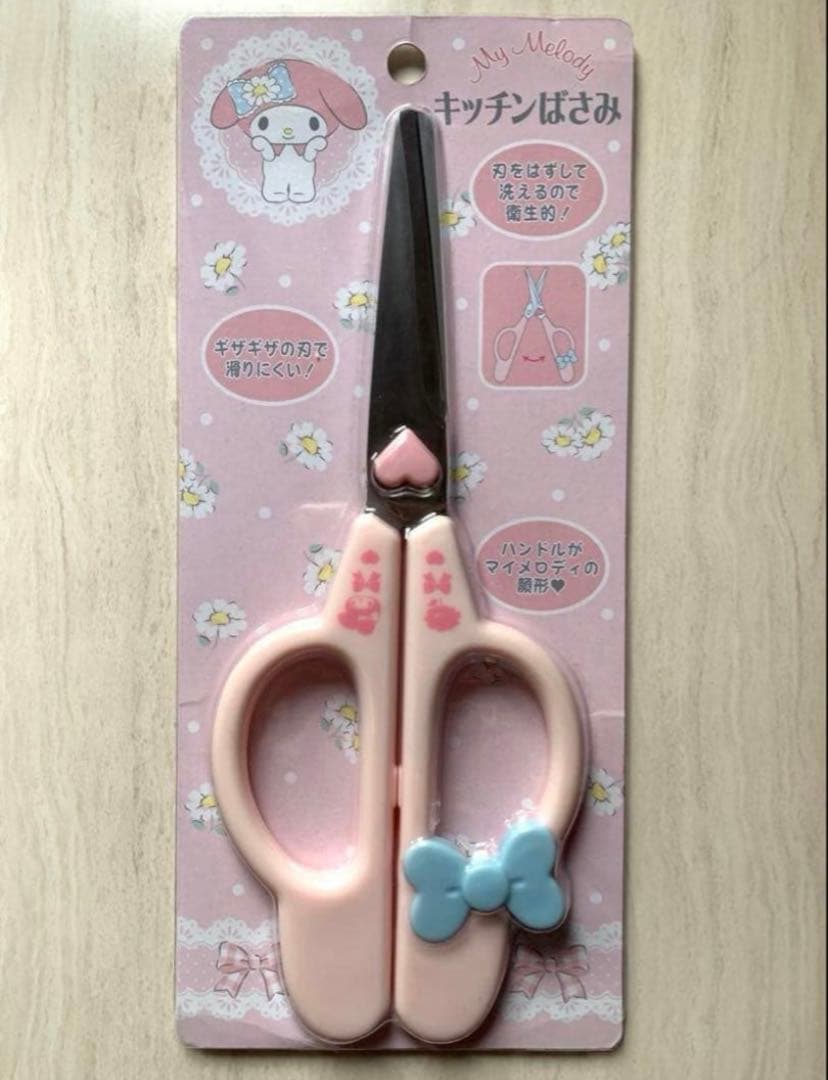 マイメロ キッチンぼさみ　ハサミ　キッチン　サンリオ　リボン　調理具