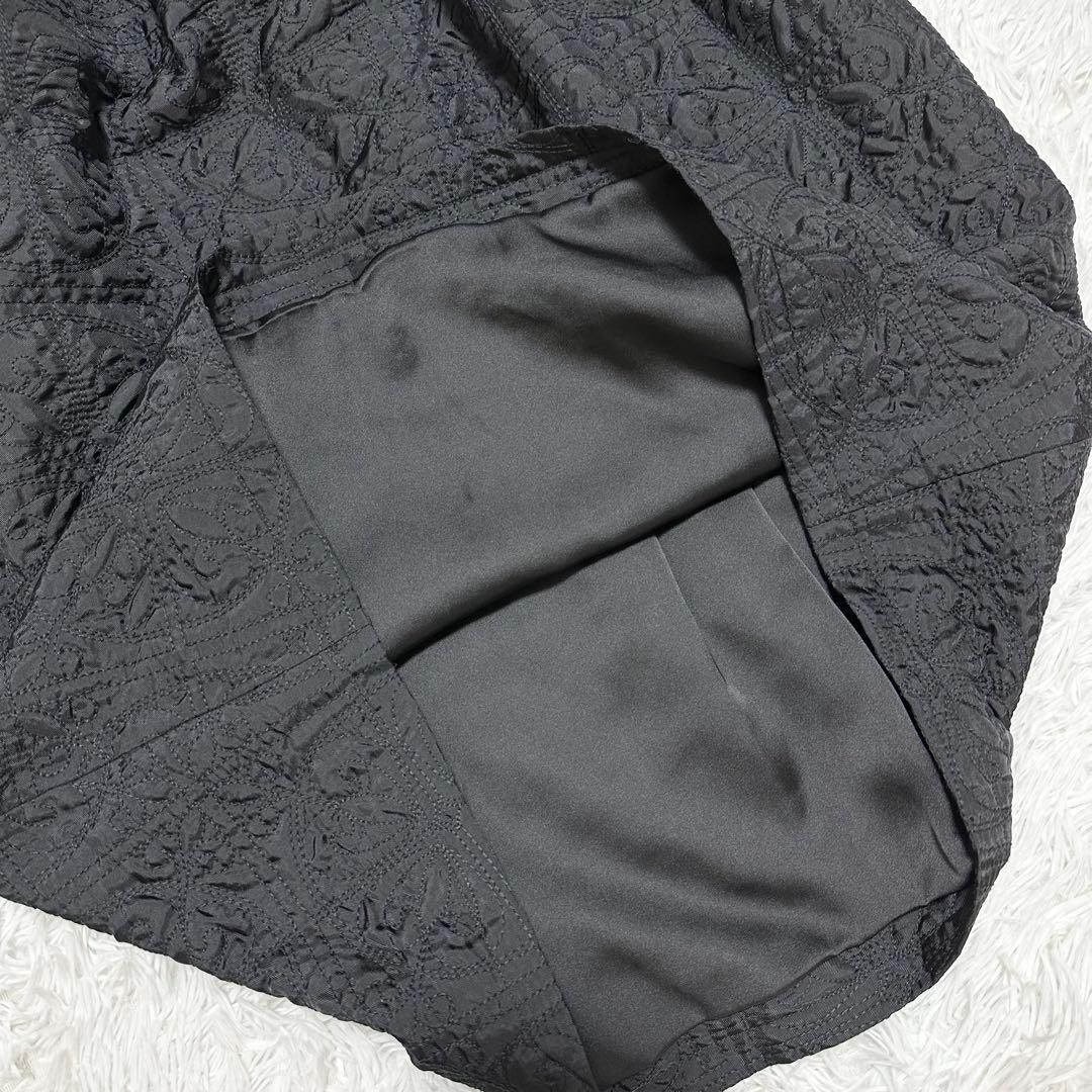 tomo●2025年●BEARDSLEY キルティングコクーンワンピース