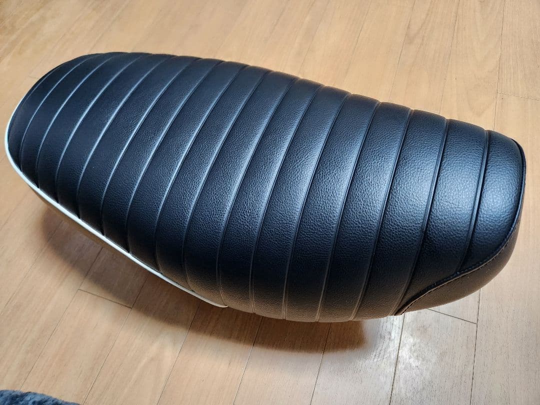 ダックス125　K&H　ハイシート