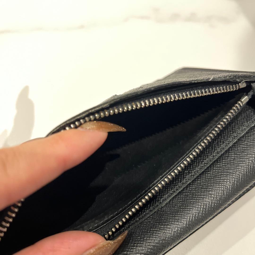 Louis Vuitton エピ ブラック 長財布
