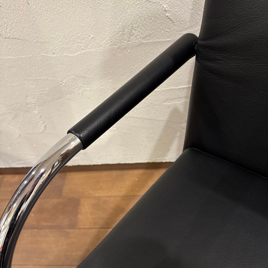 Vitra Visasoft カンチレバーチェア