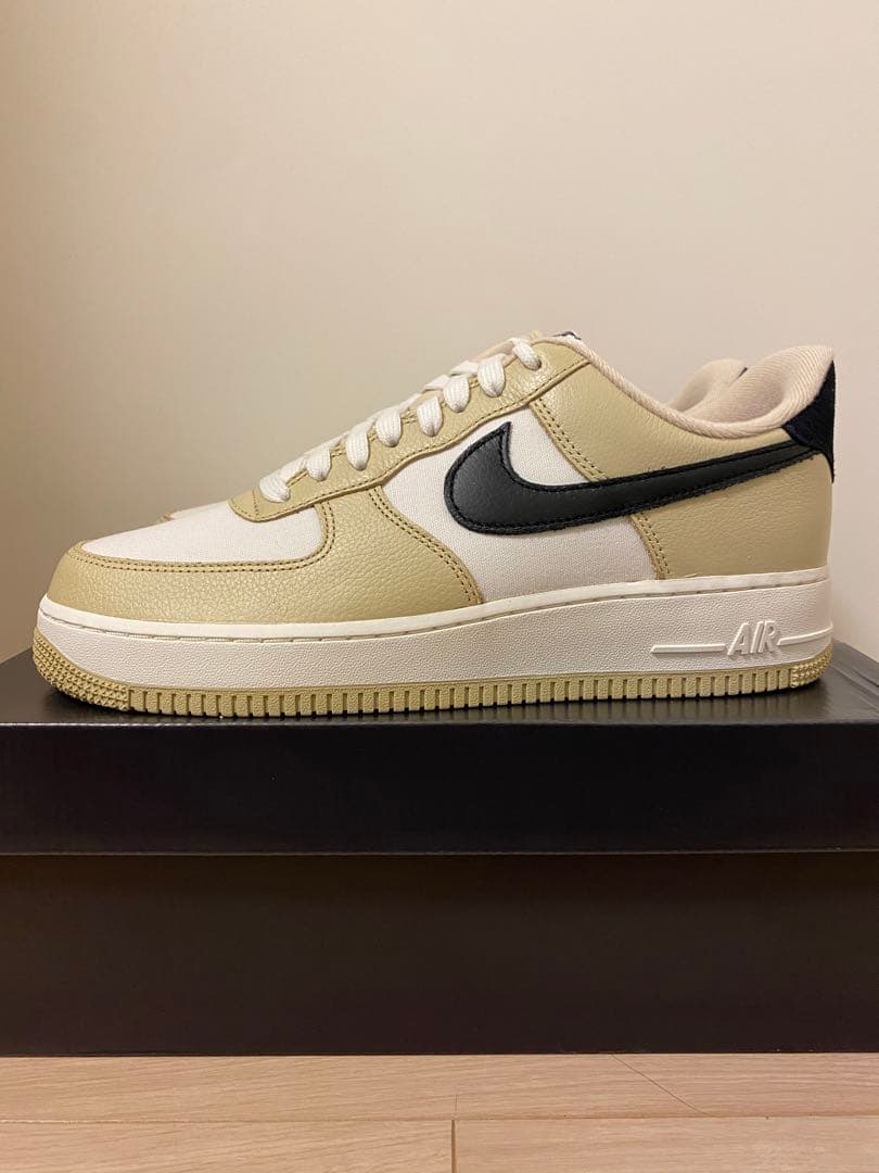 靴 NIKE AIR FORCE 1 TEAM GOLD/BLACK-SAIL