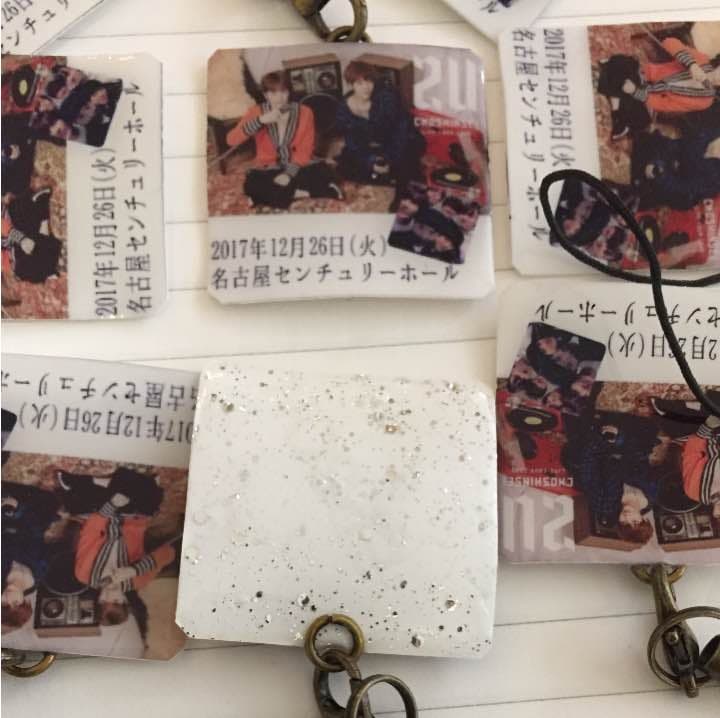 J様ご確認用 レジンで写真チャーム オーダー品