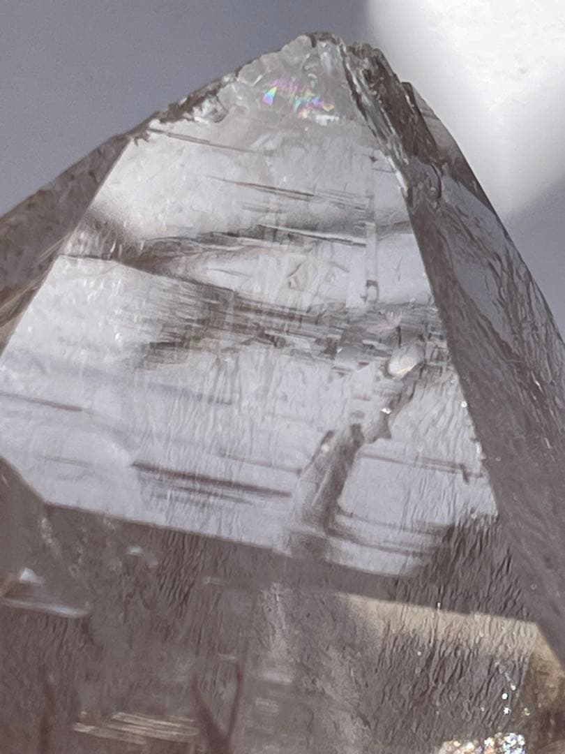 アンナプルナ産　ライトスモーキークォーツ