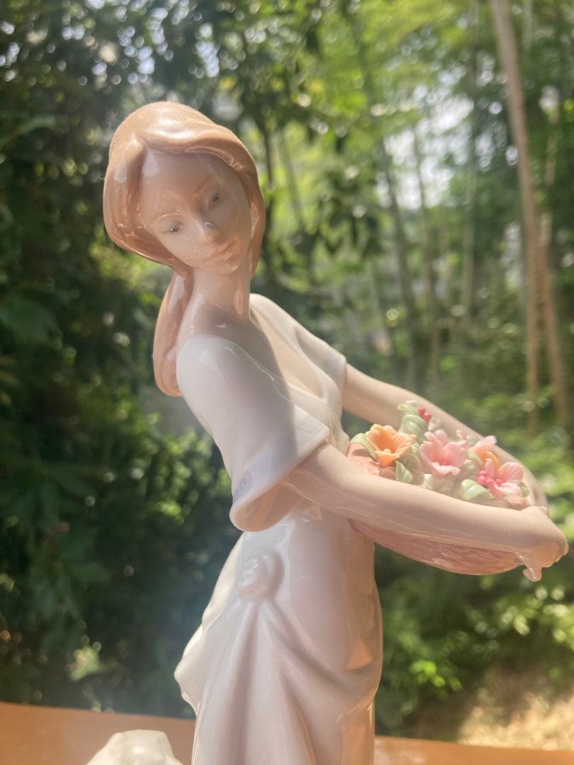 リヤドロ LLADRO 7704 アテネの庭 GARDENS OF ATHENS