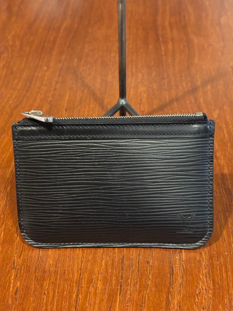 LOUIS VUITTON ポシェットクレNM ケース エピ ブラック