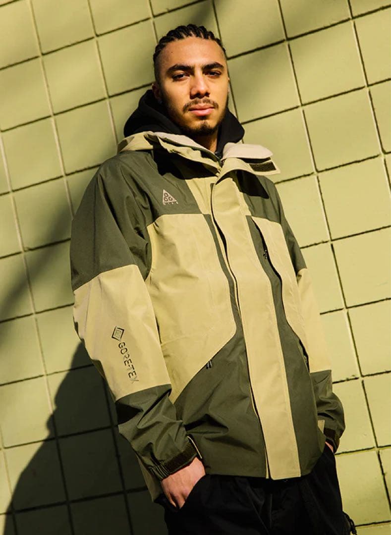 ア*6様 NIKE ACG GORE-TEX ジャケット ベージュ カーキ