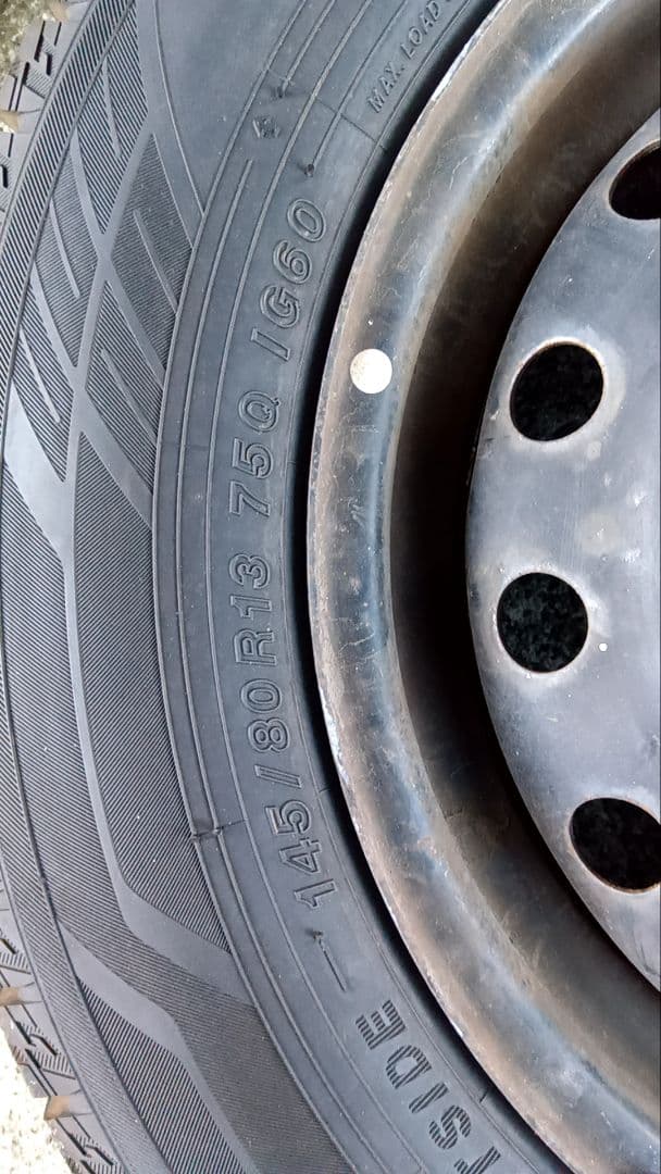 13インチ 冬用スタッドレスタイヤ 4本セット