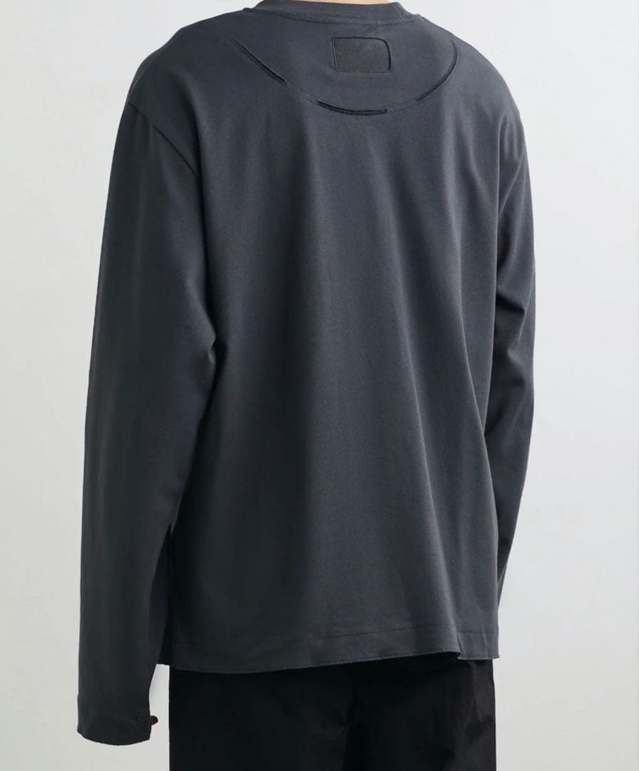 NULLUS ヌルース　Slit Cut LS Shirt