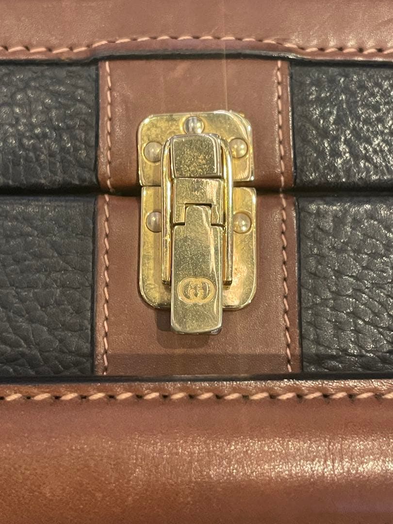 ゆ*み様 GUCCI グッチ レザー アタッシュケース ビジネスバッグ ブリーフ