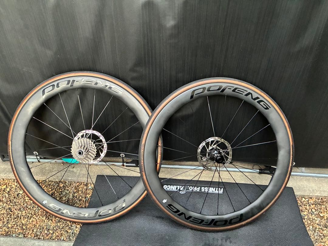 PORENG 完組ホイール カーボン製 ディスクブレーキ対応