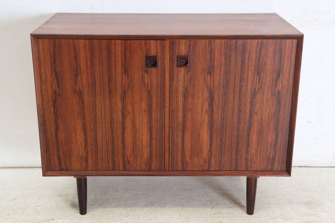 1970年代 北欧ヴィンテージ ローズウッド材キャビネット