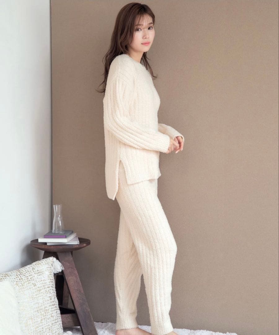 えみりん　ルームウェアとIENAセーターセット