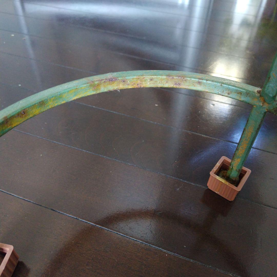 アンティーク ラタンとアイアンのフラワースタンド