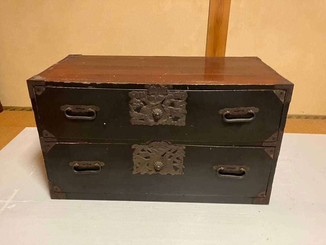 C*〜様 庄内箪笥