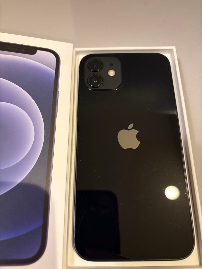 Apple iPhone 12 ブラック 64GB 79%