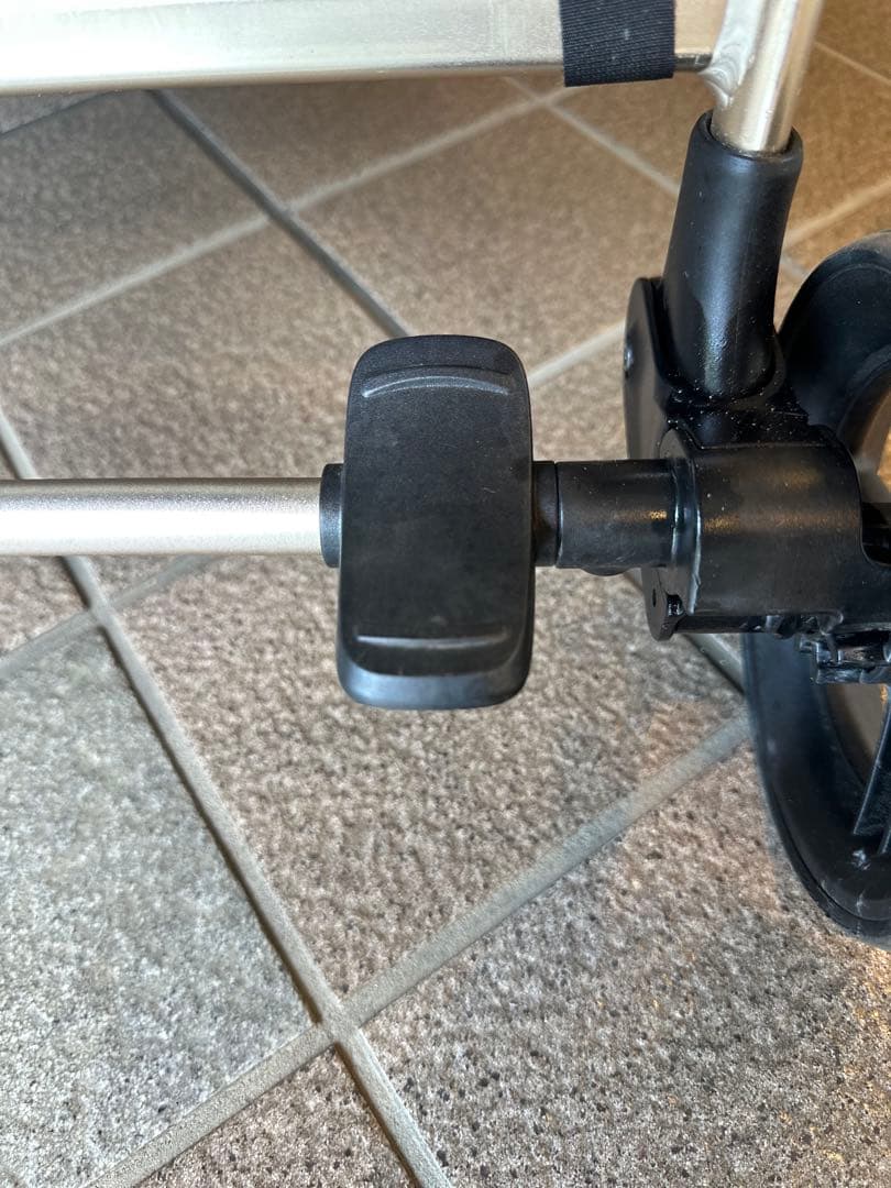 【nunaヌナ】ベビーカー