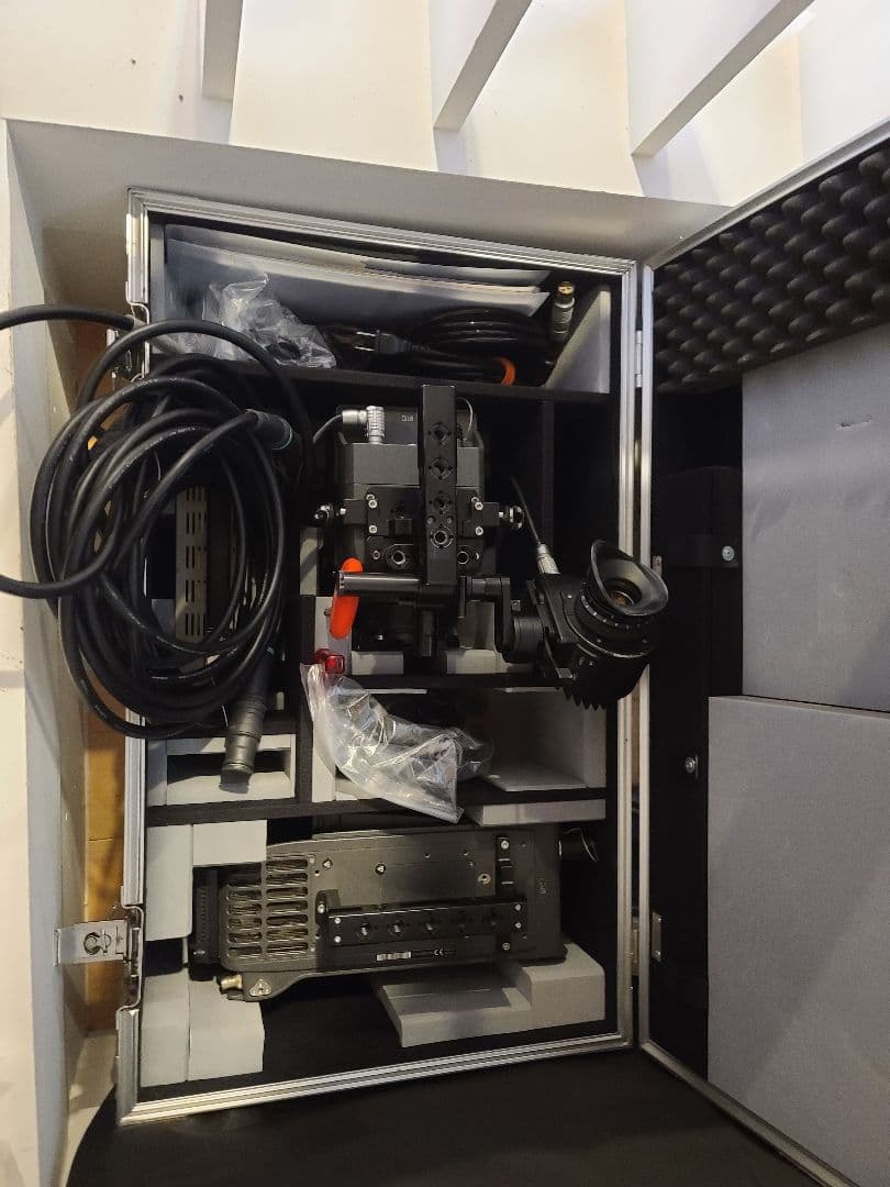 ARRI Alexa M（SxSカード 128gb + カードリーダー付）